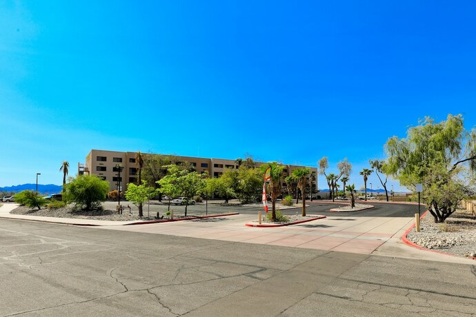 Imagen general del Hotel Studio 6 Suites Lake Havasu City, Az. Foto 2