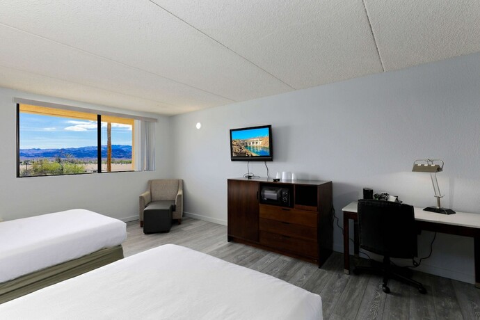 Imagen de la habitación del Hotel Studio 6 Suites Lake Havasu City, Az. Foto 12