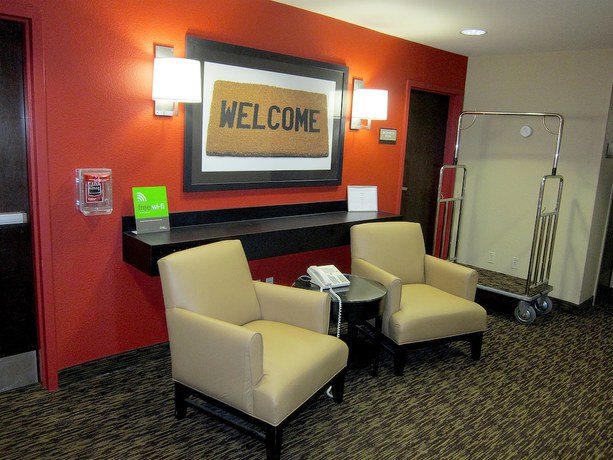 Imagen de los interiores del Hotel Studio 6 Suites Seattle Kent WA. Foto 20