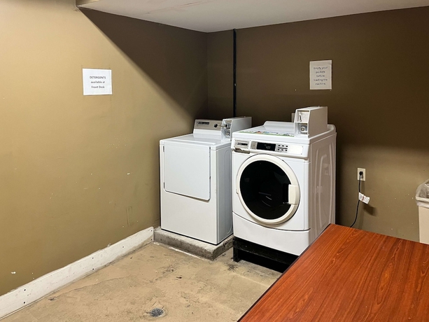 Imagen de los interiores del Hotel Studio 6 Suites Springfield, OH. Foto 11