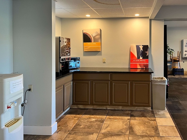 Imagen de los interiores del Hotel Studio 6 Suites Springfield, OH. Foto 12