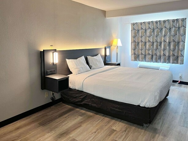 Imagen de la habitación del Hotel Studio 6 Suites &ndash; Elkhart, In. Foto 12