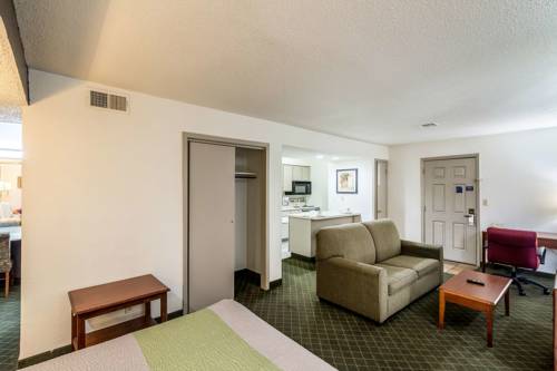 Imagen de la habitación del Hotel Studio 6 Tulsa, Ok. Foto 4