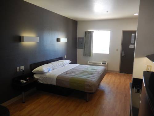 Imagen de la habitación del Hotel Studio 6 Yukon, Ok. Foto 2