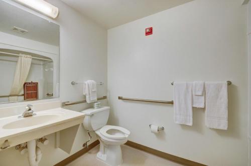 Imagen de la habitación del Hotel Studio 6-Fishers, IN - Indianapolis. Foto 8