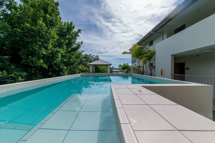 Imagen de la piscina del Hotel Studio 8 on Waterson. Foto 27