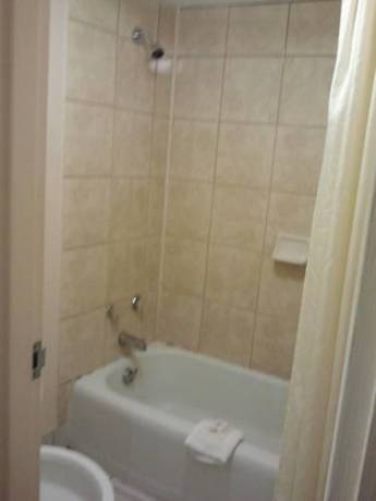 Imagen de la habitación del Hotel Studio 9 Inn and Suites. Foto 10