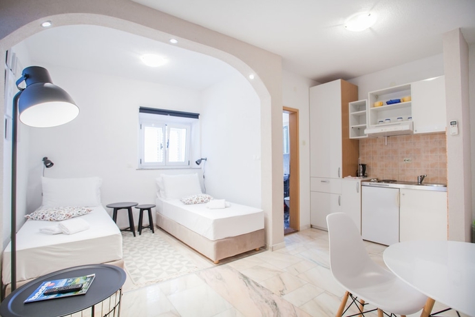 Imagen de la habitación del Hotel Studio Apartments Emotha. Foto 7