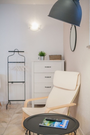 Imagen de la habitación del Hotel Studio Apartments Emotha. Foto 8