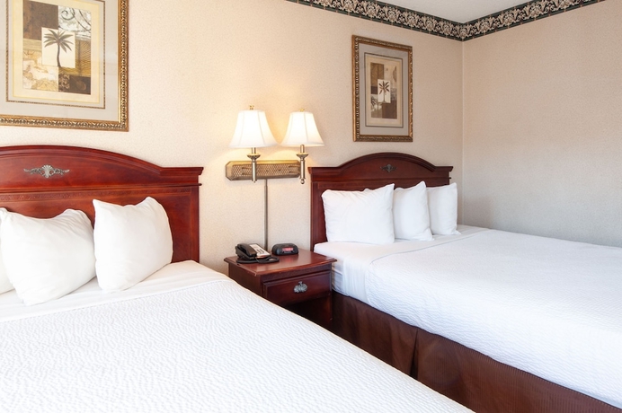 Imagen de la habitación del Hotel Studio City Court Yard. Foto 4