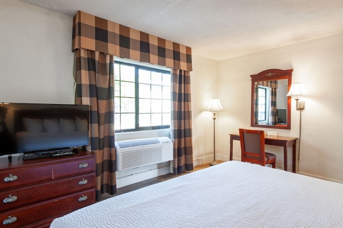 Imagen de la habitación del Hotel Studio City Court Yard. Foto 7