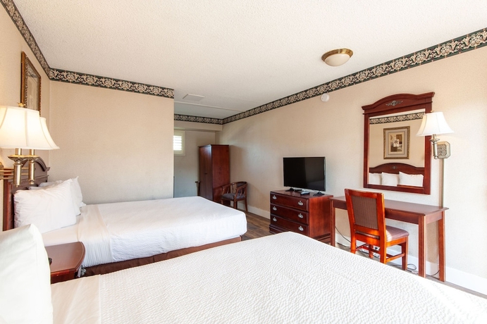 Imagen de la habitación del Hotel Studio City Court Yard. Foto 15