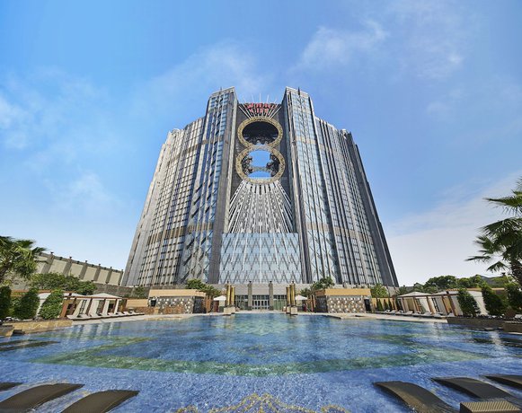 Imagen de la piscina del Hotel Studio City- Epic Tower. Foto 17