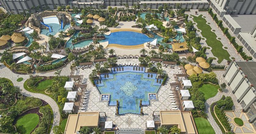 Imagen de los exteriores del Hotel Studio City. Foto 12