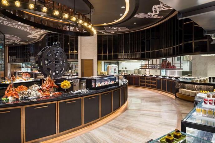 Imagen del bar/restaurante del Hotel Studio City. Foto 2