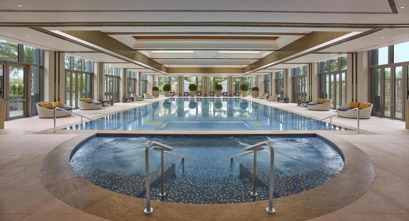 Imagen de la piscina del Hotel Studio City. Foto 20