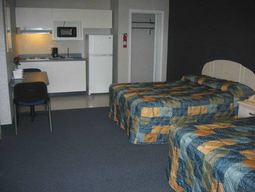 Imagen de la habitación del Hotel Studio Inn & Suites. Foto 2