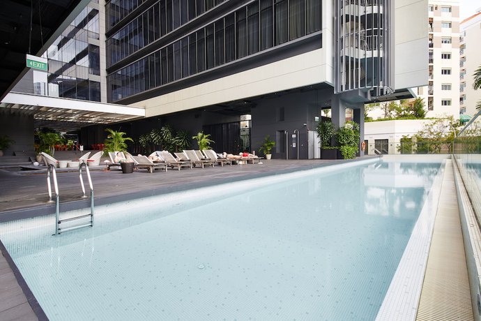 Imagen de la piscina del Hotel Studio M. Foto 16