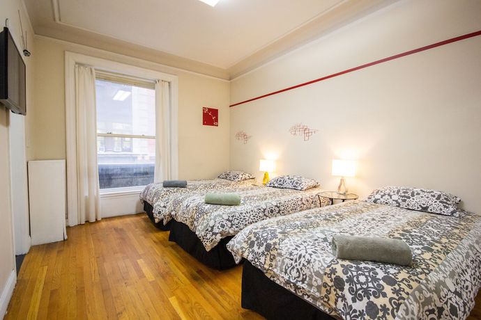 Imagen de la habitación del Hotel Studio Plus. Foto 9