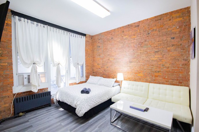 Imagen de la habitación del Hotel Studio Plus. Foto 16