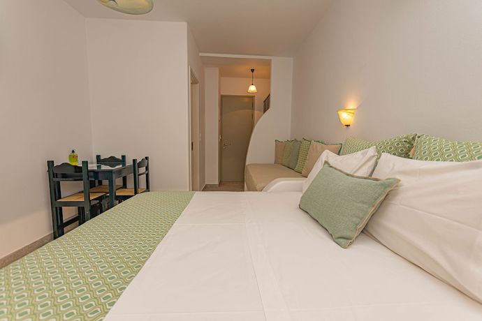 Imagen de la habitación del Hotel Studio Strouvalis. Foto 2