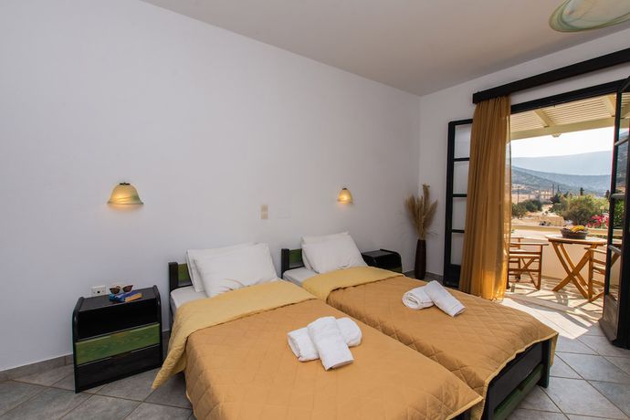 Imagen de la habitación del Hotel Studio Strouvalis. Foto 4
