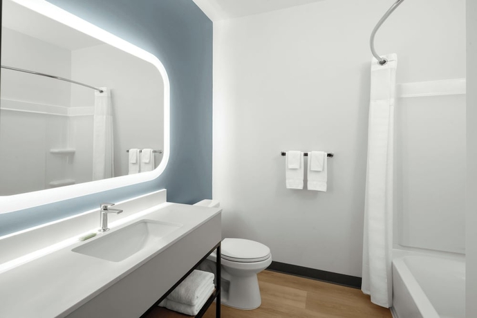 Imagen de la habitación del Hotel StudioRes by Marriott Fort Myers Airport. Foto 11