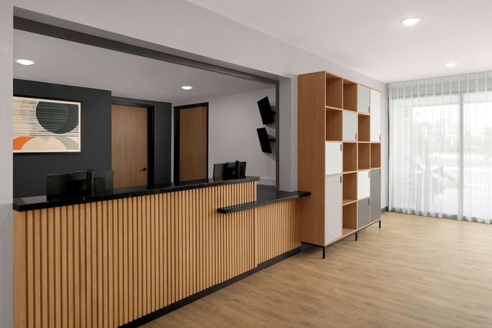 Imagen de los interiores del Hotel StudioRes by Marriott Fort Myers Airport. Foto 16