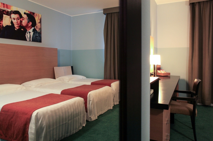 Imagen de la habitación del Hotel Studios. Foto 10