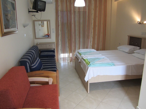 Imagen de la habitación del Hotel Studios Pieria. Foto 12