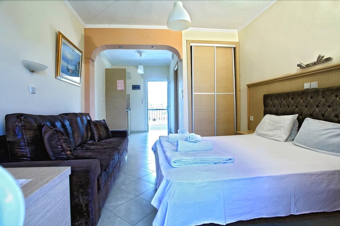 Imagen de la habitación del Hotel Studios Pieria. Foto 15