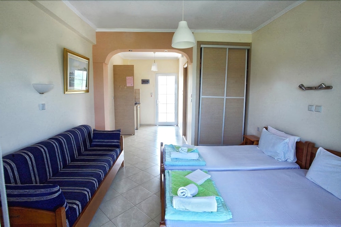 Imagen de la habitación del Hotel Studios Pieria. Foto 18