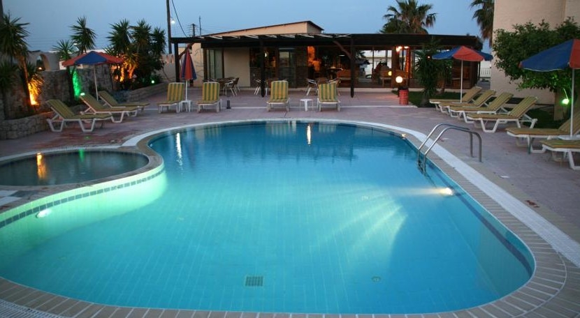 Imagen general del Hotel Studios Sevastos. Foto 7