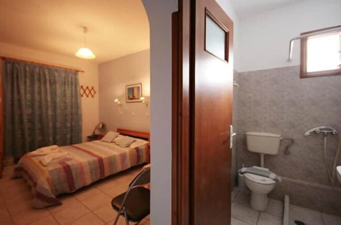 Imagen de la habitación del Hotel Studios Simos. Foto 12