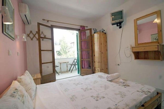 Imagen general del Hotel Studios Simos. Foto 2