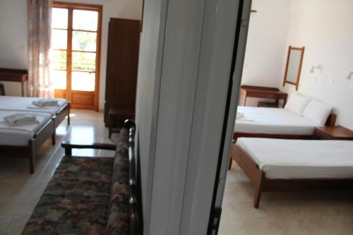 Imagen de la habitación del Hotel Studios Stavris. Foto 7