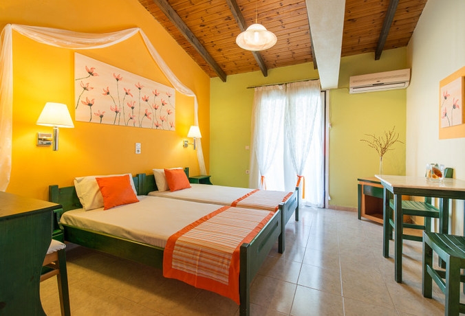 Imagen de la habitación del Hotel Studios Two Brothers. Foto 3