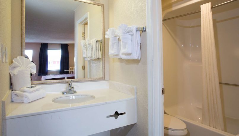 Imagen de la habitación del Hotel Studios and Suites 4 Less Battlefield Blvd. Foto 12