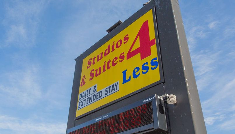 Imagen general del Hotel Studios and Suites 4 Less Battlefield Blvd. Foto 5
