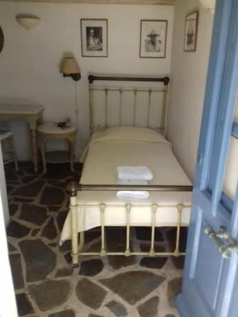 Imagen de la habitación del Hotel Studios and Suites Rania. Foto 6