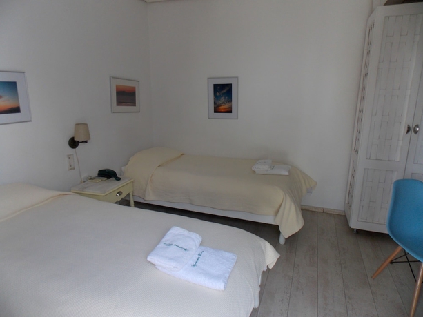 Imagen de la habitación del Hotel Studios and Suites Rania. Foto 13