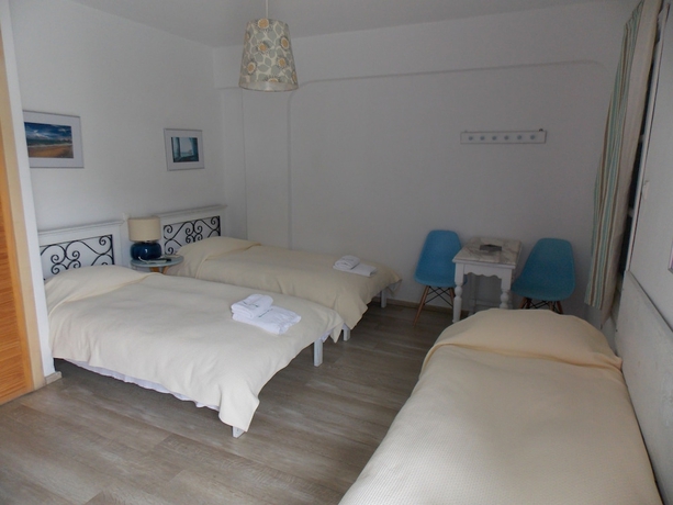 Imagen de la habitación del Hotel Studios and Suites Rania. Foto 16