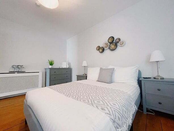 Imagen general del Hotel Stunning 8-bed House With Sea and Beach Views. Foto 7