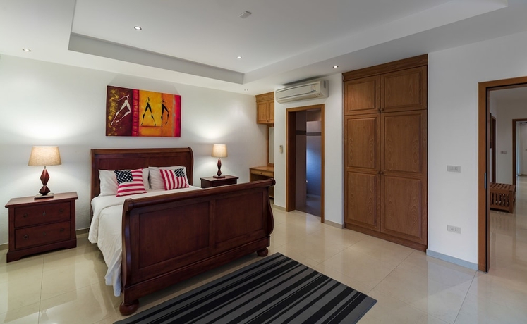 Imagen de la habitación del Hotel Stunning Luxury Golf and Pool Villas. Foto 14