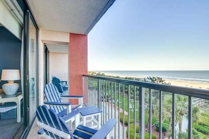 Imagen general del Hotel Stunning Oceanfront 3 Bedroom Condo. Foto 8