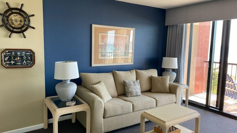 Imagen general del Hotel Stunning Oceanfront 3 Bedroom Condo. Foto 13