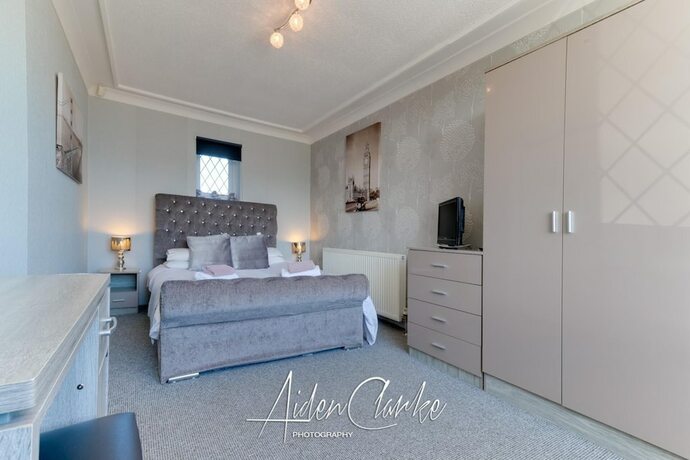 Imagen general del Hotel Stunning Residence set on Cliffside in Scarborough. Foto 2