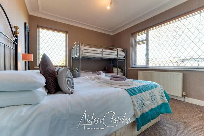 Imagen general del Hotel Stunning Residence set on Cliffside in Scarborough. Foto 9