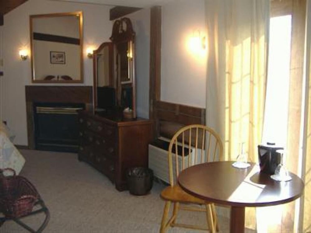 Imagen de la habitación del Hotel Sturbridge Country Inn. Foto 14