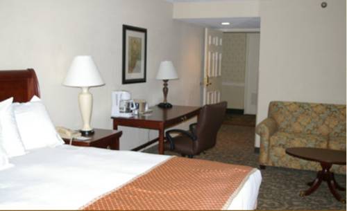 Imagen de la habitación del Hotel Sturbridge Host and Conference Center. Foto 3